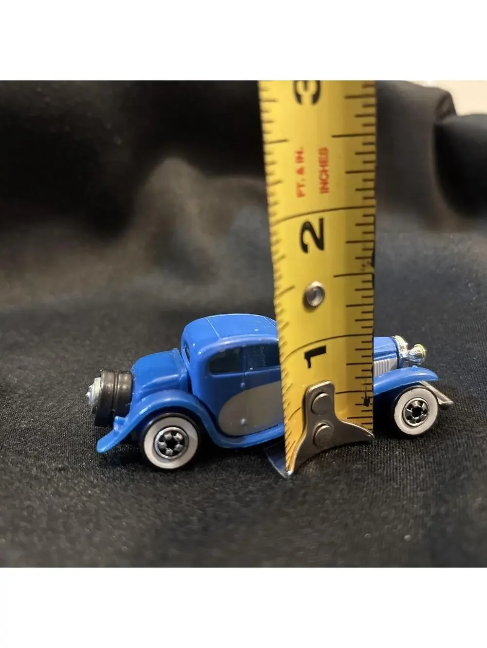 1930’S Bugatti Coupe DeVille Blue & Gray Hot Wheels 1980 Die-cast Car